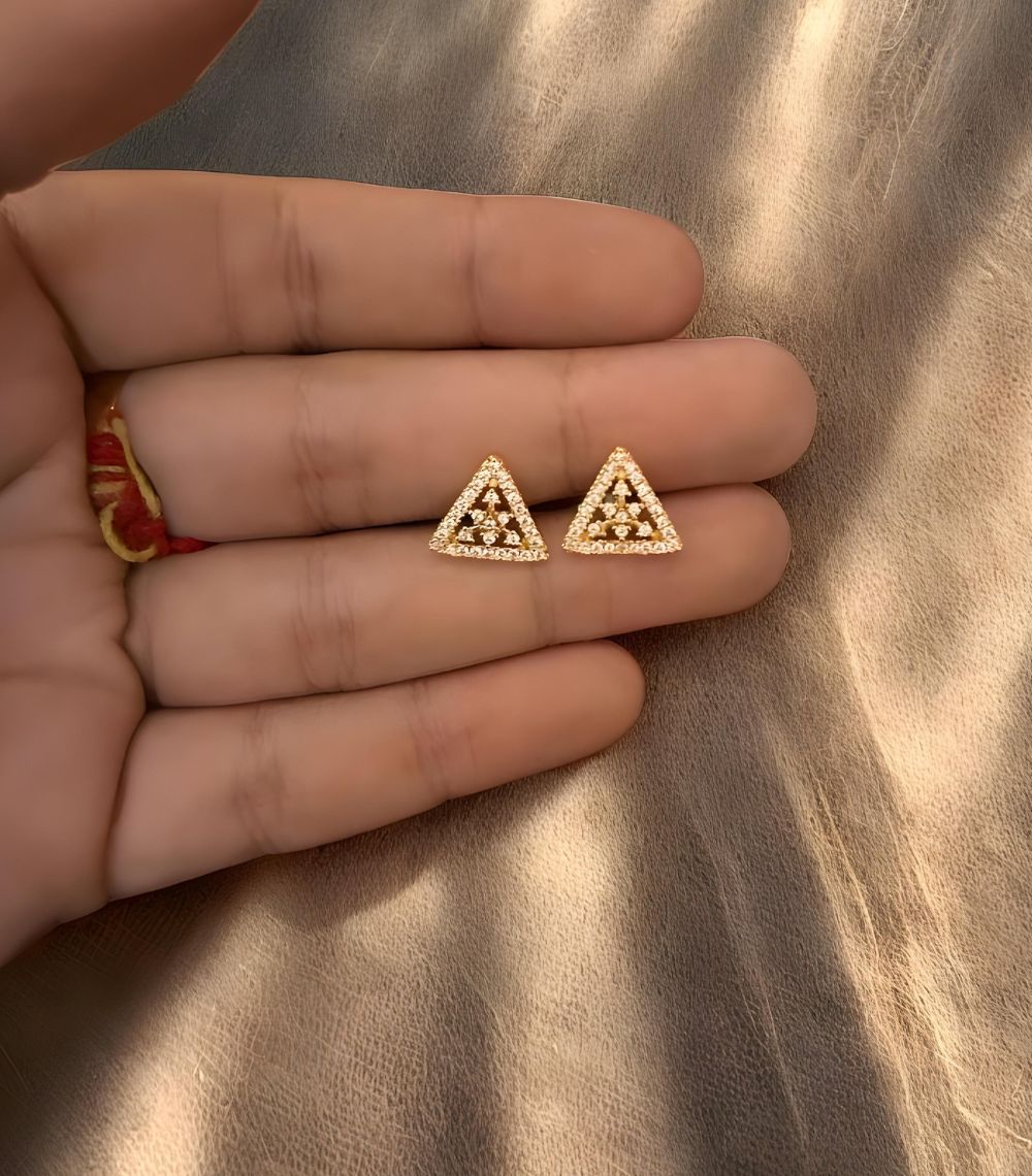 GeoGlow Triangle Studs